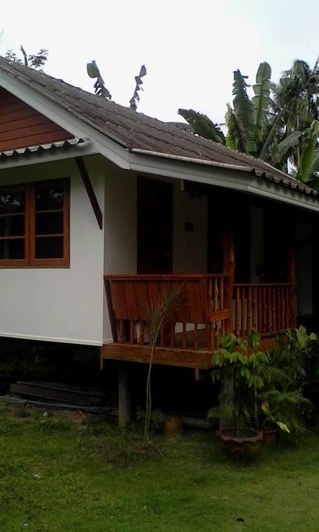 Baan Anattaya Koh Yao Noi Bed & Breakfast Bagian luar foto